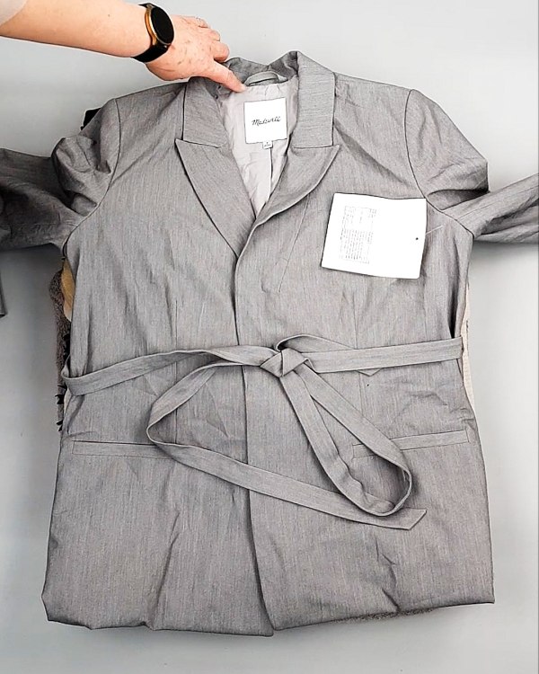 Фотография  456 - Кардиганы СТОК CAN 084#7 кг, ЛОТ №7673 оптом в Кирове и Кировской области