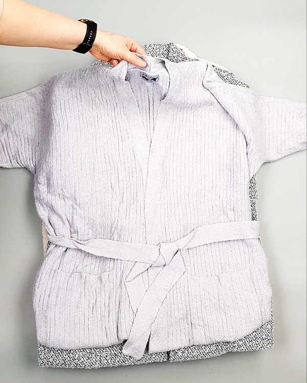 Фотография  757 - Кардиганы СТОК CAN 084#7 кг, ЛОТ №7671 оптом в Кирове и Кировской области