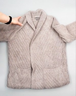 Фотография  931 - Кардиганы СТОК CAN 084#7 кг, ЛОТ №7673 оптом в Кирове и Кировской области