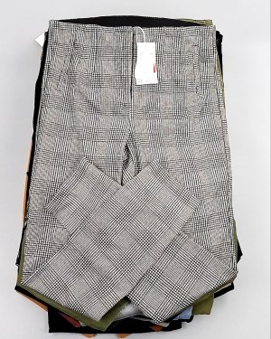 Купить Брюки женские лето C&A 025#10 кг, ЛОТ №7893 оптом в Кирове и Кировской области