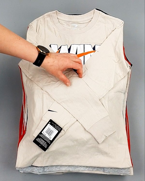 Фотография  777 - Тонковки детские NIKE CAN 084#5 кг, ЛОТ №7971 оптом в Кирове и Кировской области