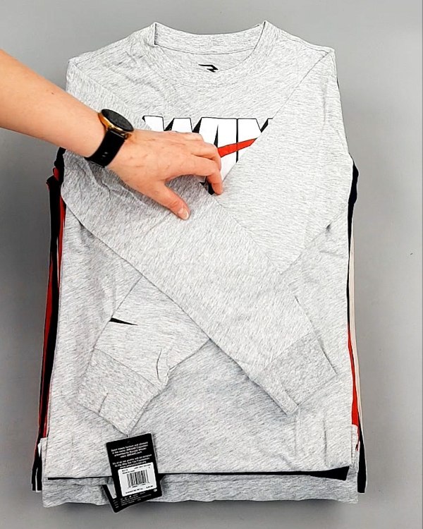 Фотография  342 - Тонковки детские NIKE CAN 084#5 кг, ЛОТ №7970 оптом в Кирове и Кировской области