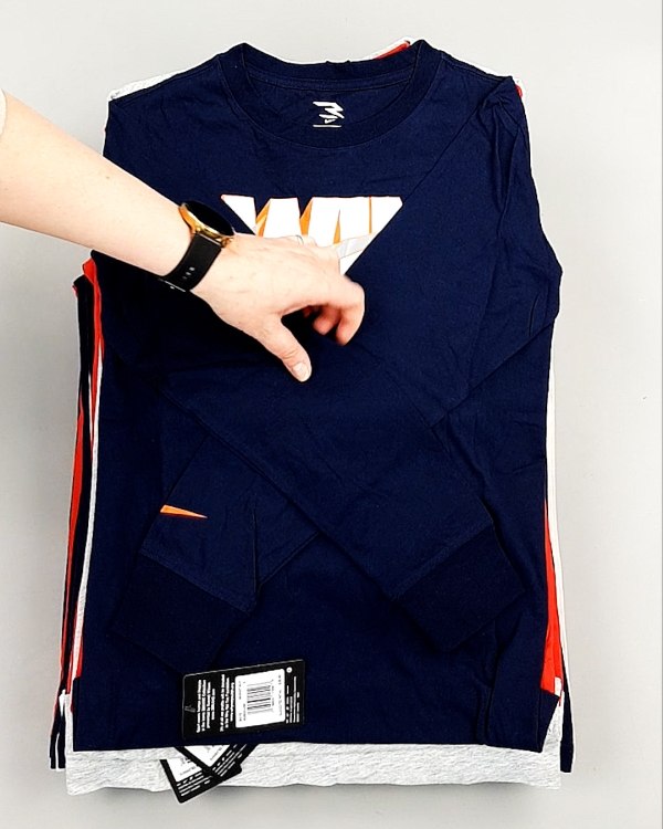 Фотография  792 - Тонковки детские NIKE CAN 084#5 кг, ЛОТ №7970 оптом в Кирове и Кировской области