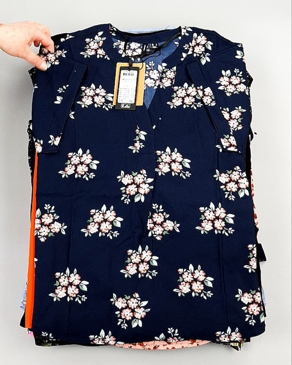 Фотография  626 - Блузки Bestseller 44#5 кг оптом в Кирове и Кировской области