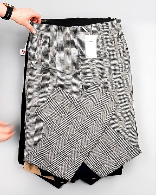 Фотография  619 - Брюки женские лето C&A 025#10 кг оптом в Кирове и Кировской области