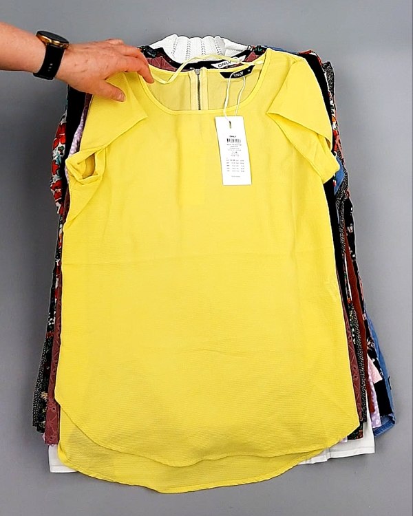 Фотография  768 - Блузки Bestseller 44#5 кг, ЛОТ №8026 оптом в Кирове и Кировской области