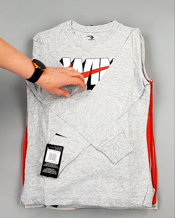 Фотография  824 - Тонковки детские NIKE CAN 084#5 кг, ЛОТ №7971 оптом в Кирове и Кировской области