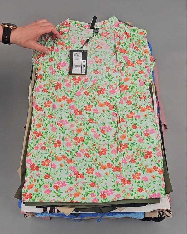 Фотография  235 - PIECES Summer mix 045#15 кг, ЛОТ №8421 оптом в Кирове и Кировской области