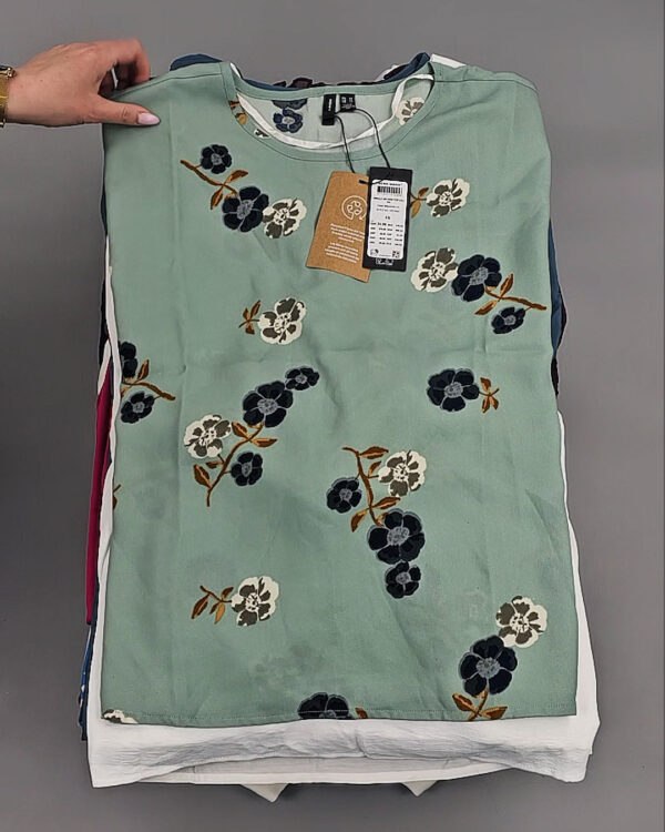 Фотография  814 - VERO MODA  Summer mix 045#13 кг, ЛОТ №8444 оптом в Кирове и Кировской области