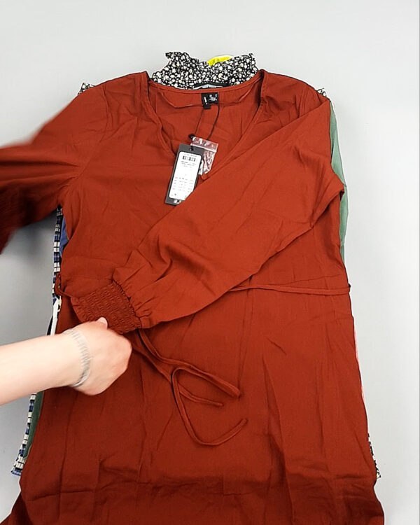 Фотография  961 - Платья Bestseller 44#5 кг, ЛОТ №8319 оптом в Кирове и Кировской области