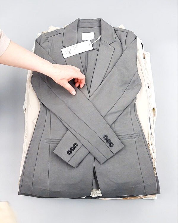 Фотография  575 - YA YA mix 43#40 шт, ЛОТ №8267 оптом в Кирове и Кировской области