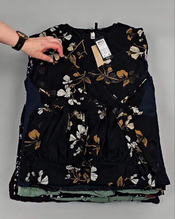 Фотография  670 - Платья VERO MODA Summer 045#4,1 кг, ЛОТ №8558 оптом в Кирове и Кировской области