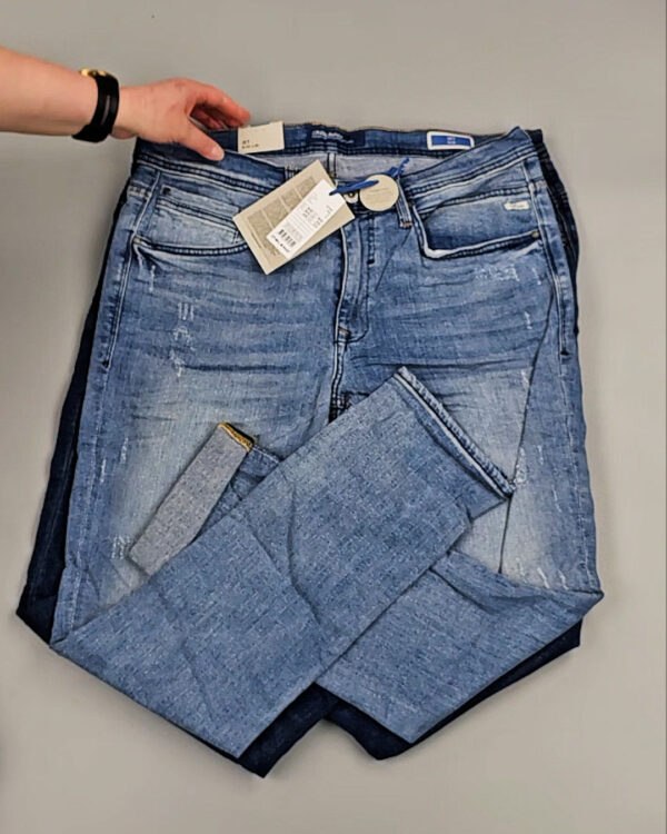 Фотография  798 - Джинсы BLEND HE 045#5 кг, ЛОТ №8685 оптом в Кирове и Кировской области