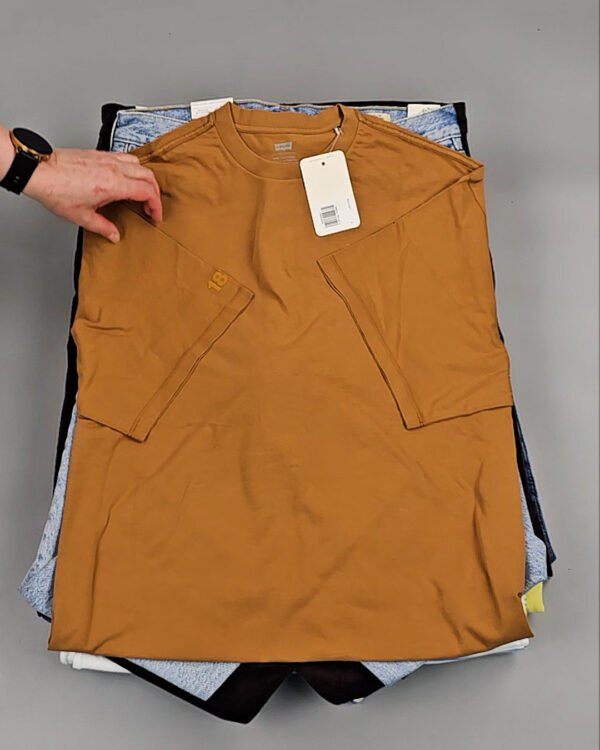 Фотография  792 - Levis mix SW 03#10 кг оптом в Кирове и Кировской области