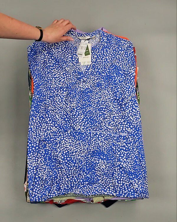 Фотография  592 - B.YOUNG Summer mix 045#15 кг, ЛОТ №8569 оптом в Кирове и Кировской области