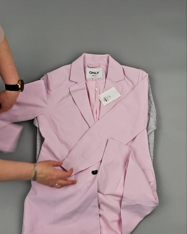 Фотография  210 - ONLY Summer mix 045#15 кг, ЛОТ №8516 оптом в Кирове и Кировской области