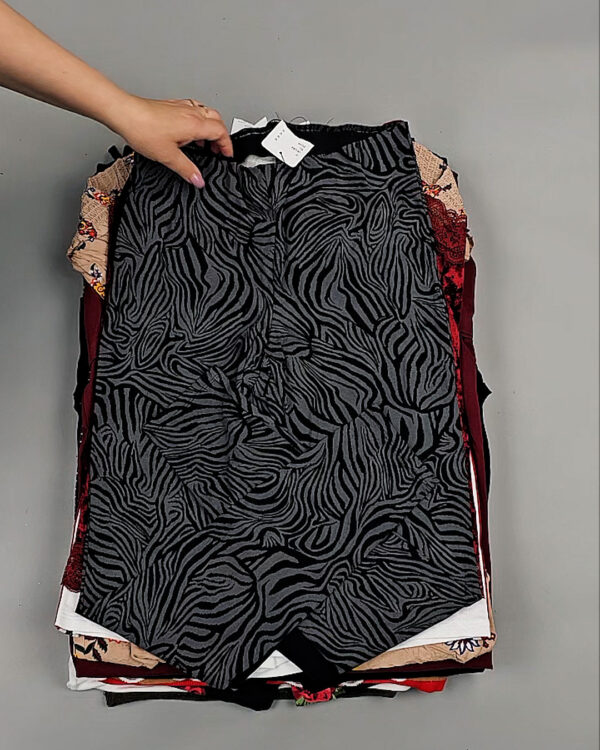 Фотография  930 - CALZEDONIA лето mix#50 шт, ЛОТ №8858 оптом в Кирове и Кировской области