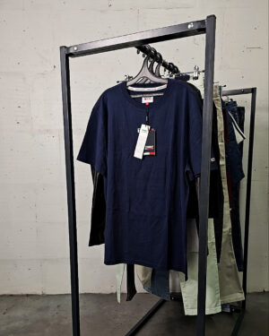 Купить LACOSTE, CALVIN KLEIN, TOMMY HILFIGER, GUESS + 075#19 шт, ЛОТ №9073 оптом в Кирове и Кировской области