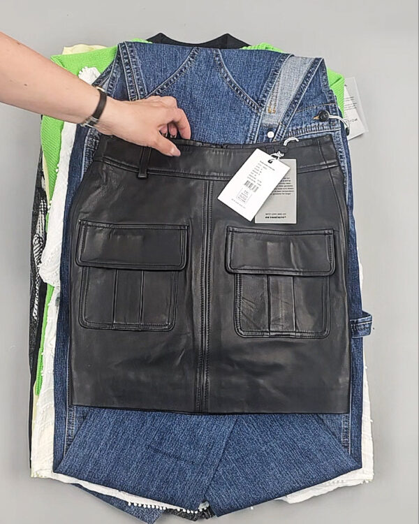 Фотография  953 - CO COUTURE mix 075#25 шт, ЛОТ №9010 оптом в Кирове и Кировской области