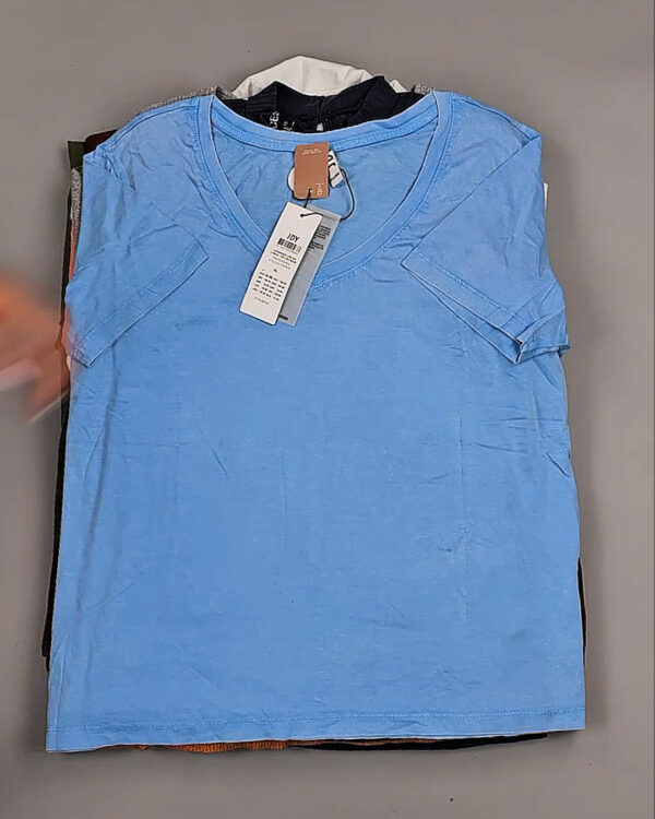 Фотография  731 - Футболки DK COMPANY 045 B#5 кг, ЛОТ №9084 оптом в Кирове и Кировской области