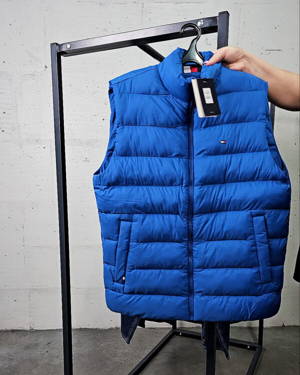 Фотография  756 - LACOSTE, CALVIN KLEIN, TOMMY HILFIGER, GUESS + 075#21 шт, ЛОТ №9077 оптом в Кирове и Кировской области