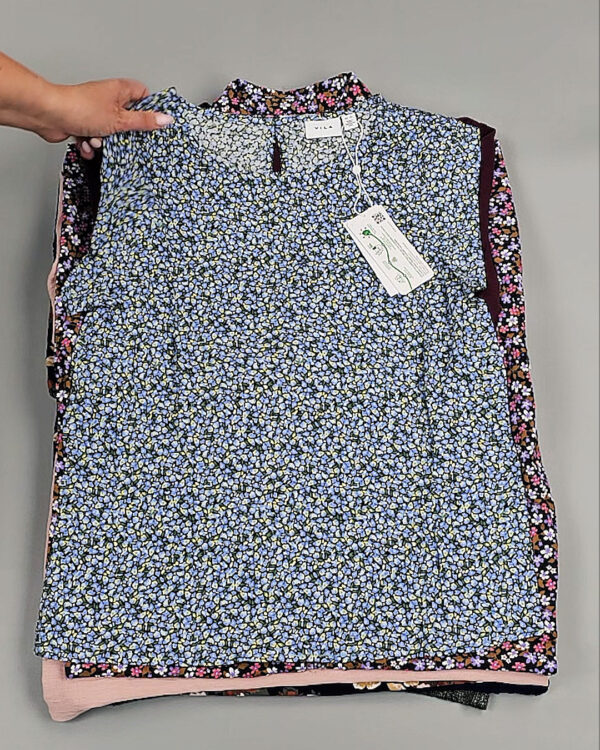 Фотография  894 - Блузки+Джемпера Bestseller Summer 045 B#8,5 кг, ЛОТ №9040 оптом в Кирове и Кировской области