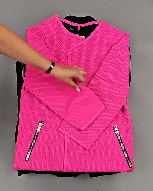 Фотография  829 - Жакеты Корея 085#10 кг, ЛОТ № СТ-9238 оптом в Кирове и Кировской области