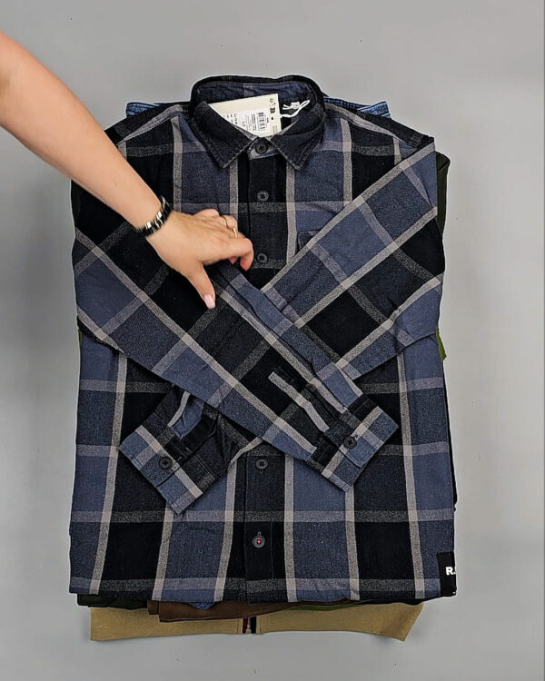 Фотография  172 - BLEND HE + Winter 075#13 кг, ЛОТ №СТ-9258 оптом в Кирове и Кировской области