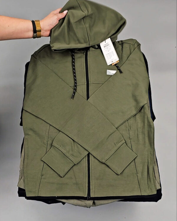 Фотография  174 - JACK JONES Men Winter mix 075#20 кг, ЛОТ № СТ-9266 оптом в Кирове и Кировской области