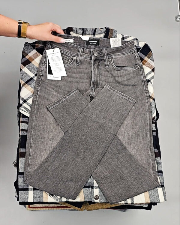 Фотография  295 - JACK JONES Men Winter mix 075#20 кг, ЛОТ № СТ-9265 оптом в Кирове и Кировской области