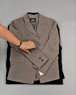 Фотография  177 - Жакеты Корея 085#10 кг, ЛОТ № СТ-9240 оптом в Кирове и Кировской области