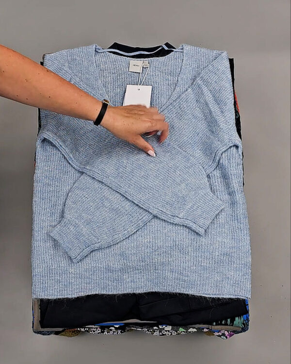 Фотография  386 - ICHI Winter mix 104#15 кг, ЛОТ СТ-9197 оптом в Кирове и Кировской области