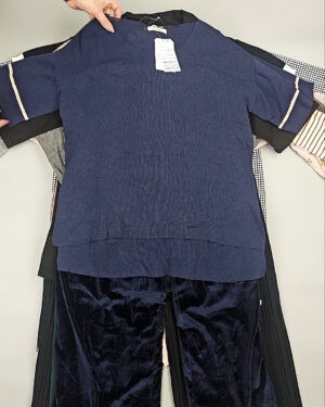 Купить Комплекты жен Корея 085#5 кг, ЛОТ СТ-9574 оптом в Кирове и Кировской области