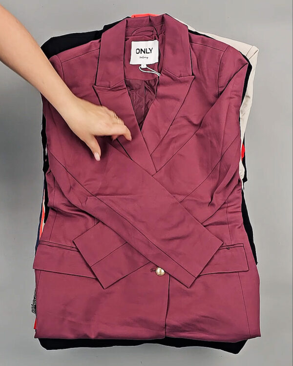 Фотография  302 - Жакеты DK+Bestseller 085#11 кг, ЛОТ СТ-9479 оптом в Кирове и Кировской области