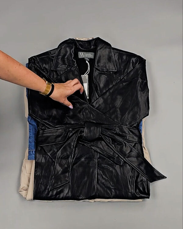 Фотография  611 - Ветровки женские CAN 104#12,4 кг, ЛОТ СТ-9403 оптом в Кирове и Кировской области