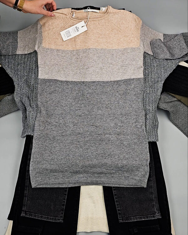 Фотография  972 - Bestseller Winter mix 104#15 кг, ЛОТ № СТ-9526 оптом в Кирове и Кировской области