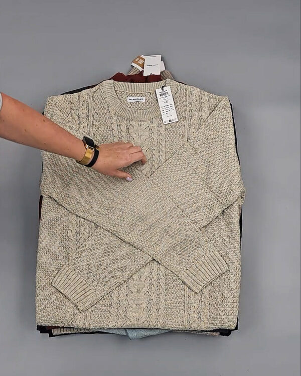 Фотография  907 - JACK JONES Men Winter mix 075#20 кг, ЛОТ № СТ-9442 оптом в Кирове и Кировской области