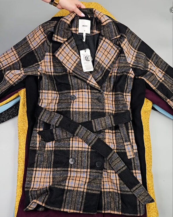 Фотография  352 - Пальто Bestseller 104#10 кг оптом в Кирове и Кировской области