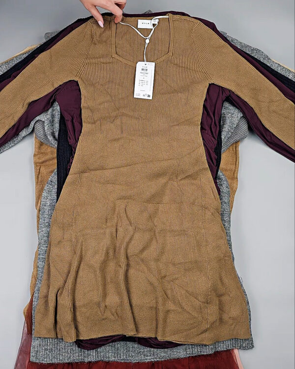 Фотография  429 - Платья VILA Winter 104#7 кг, ЛОТ СТ-9902 оптом в Кирове и Кировской области