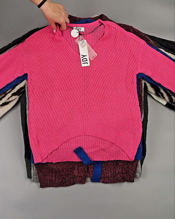 Фотография  453 - Джемпера Bestseller+DK 035#7 кг, ЛОТ СТ-9913 оптом в Кирове и Кировской области