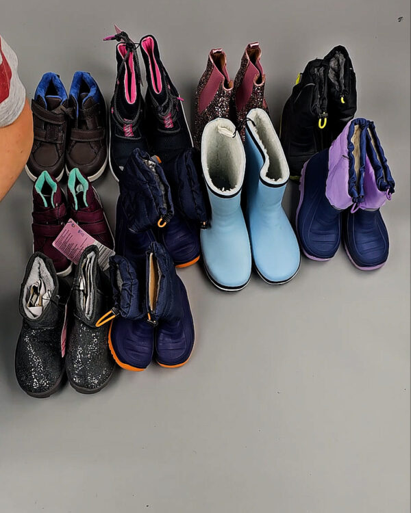 Фотография  808 - Обувь СТОК дети зима 065#6,2 кг, ЛОТ СТ-9661 оптом в Кирове и Кировской области