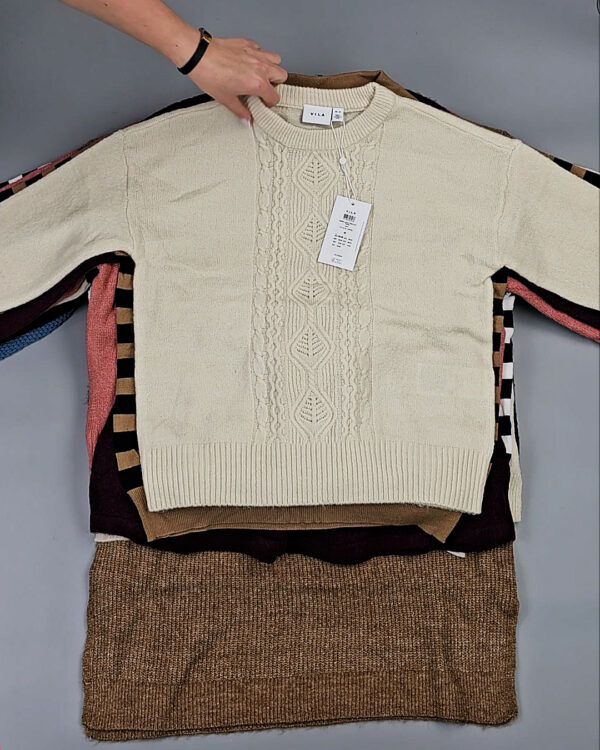 Фотография  410 - Джемпера VILA W 104#7 кг, ЛОТ СТ-9992 оптом в Кирове и Кировской области