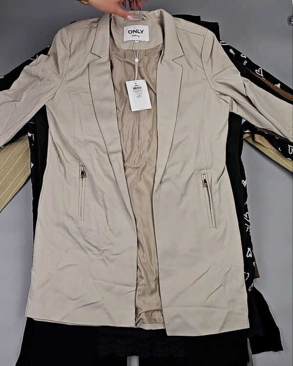 Фотография  932 - ONLY Winter mix 104#15 кг, ЛОТ СТ-9948 оптом в Кирове и Кировской области