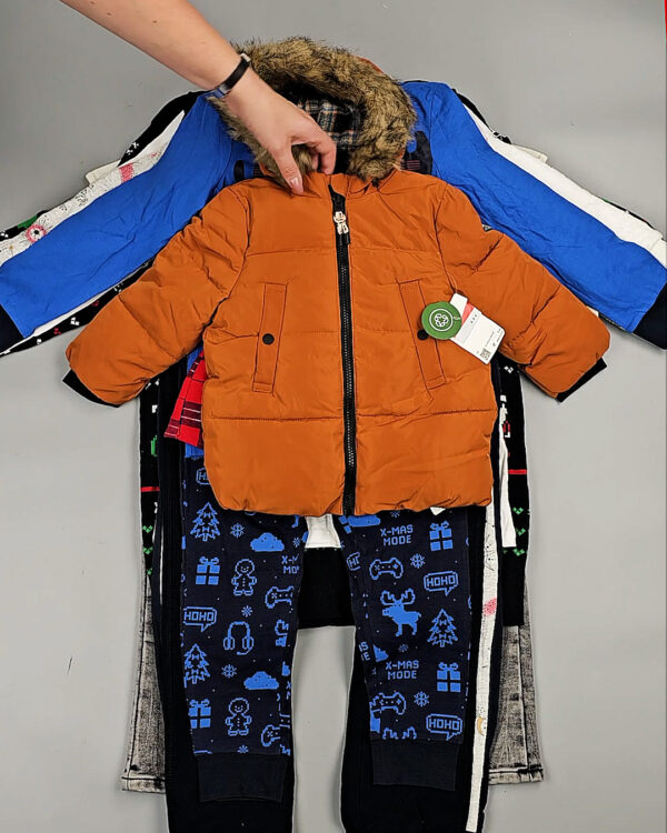 Фотография  715 - C&A Kids Winter 1023#7 кг, ЛОТ СТ-9694 оптом в Кирове и Кировской области