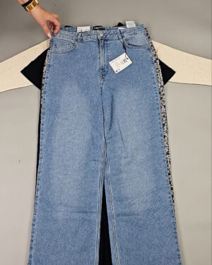 Фотография  210 - DK+Bestseller 085#16 кг, ЛОТ СТ-9952 оптом в Кирове и Кировской области