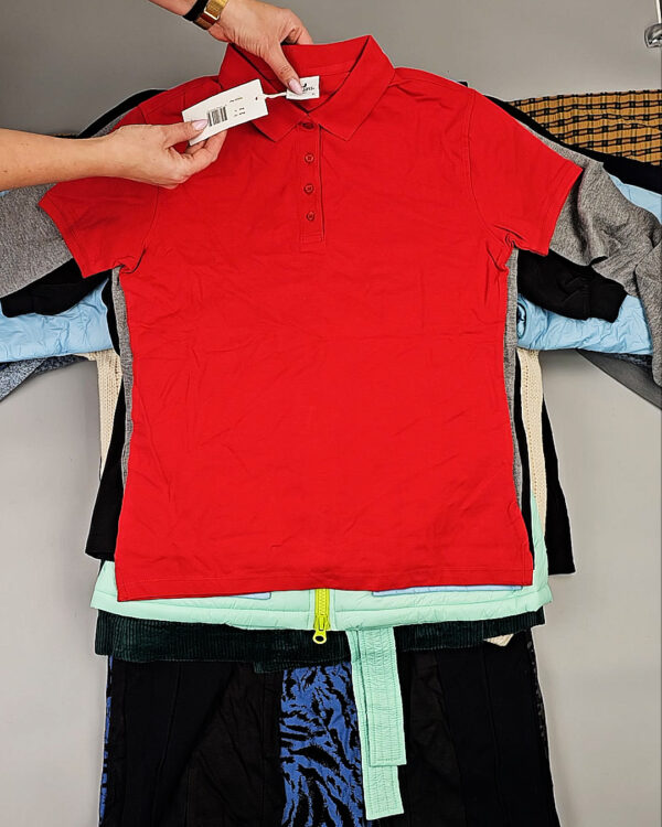 Фотография  891 - DK, Bestseller + Winter mix#15 кг, ЛОТ СТ-9955 оптом в Кирове и Кировской области