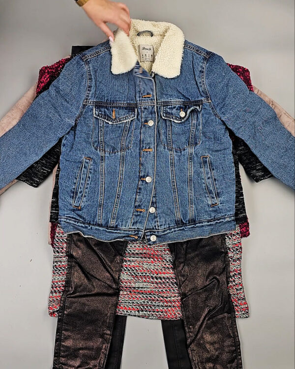 Фотография  305 - Женский микс зима (Winter mix)#20 кг, ЛОТ СХ-0205 оптом в Кирове и Кировской области