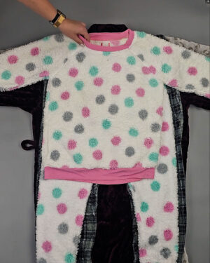 Фотография  972 - Халаты+пижамы флис Англия (SLEEPWEAR PREMIUM)#20 кг, ЛОТ СХ-0289 оптом в Кирове и Кировской области